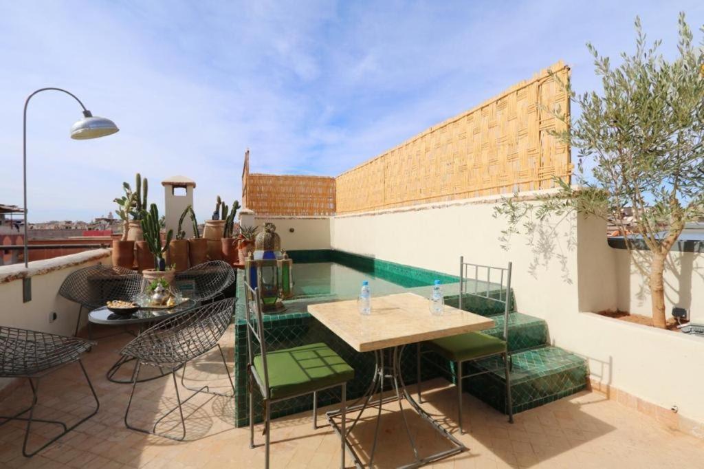 Riad 103 Medina Pool And Hammam Marrakesch Exterior foto